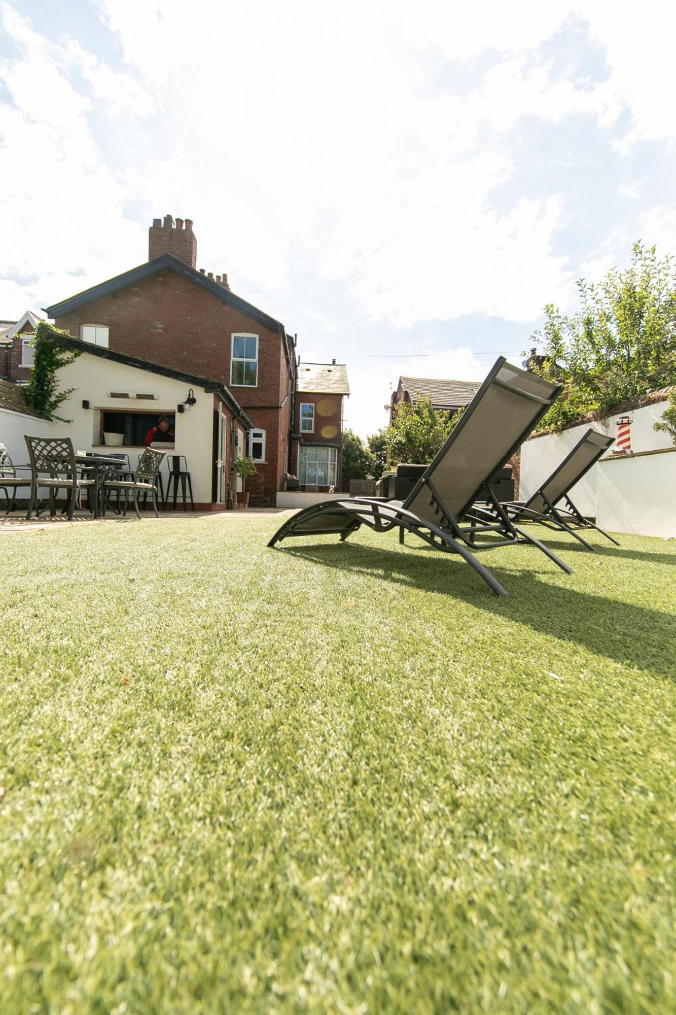 The Hot Tub Townhouse By Holiday Heim Lytham St Annes Exteriér fotografie